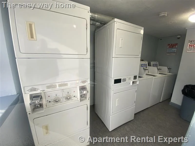 176 N Beacon St, Brighton