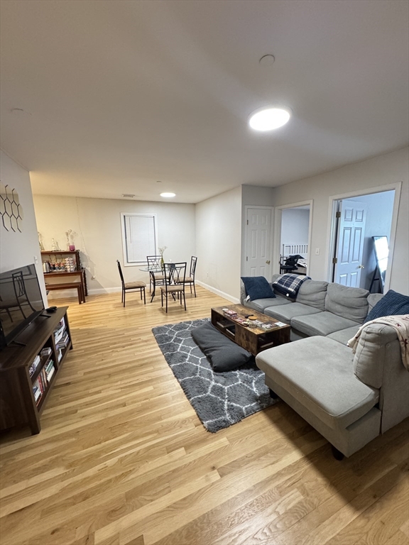 389 W Broadway, South Boston