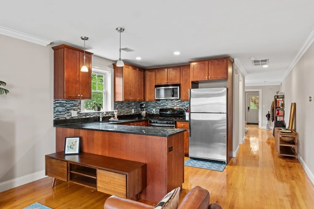 7 Fox St, Dorchester