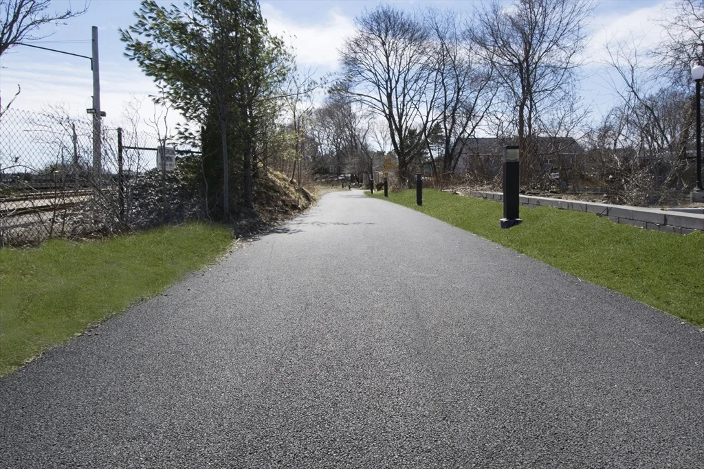 50 Country Way, Scituate