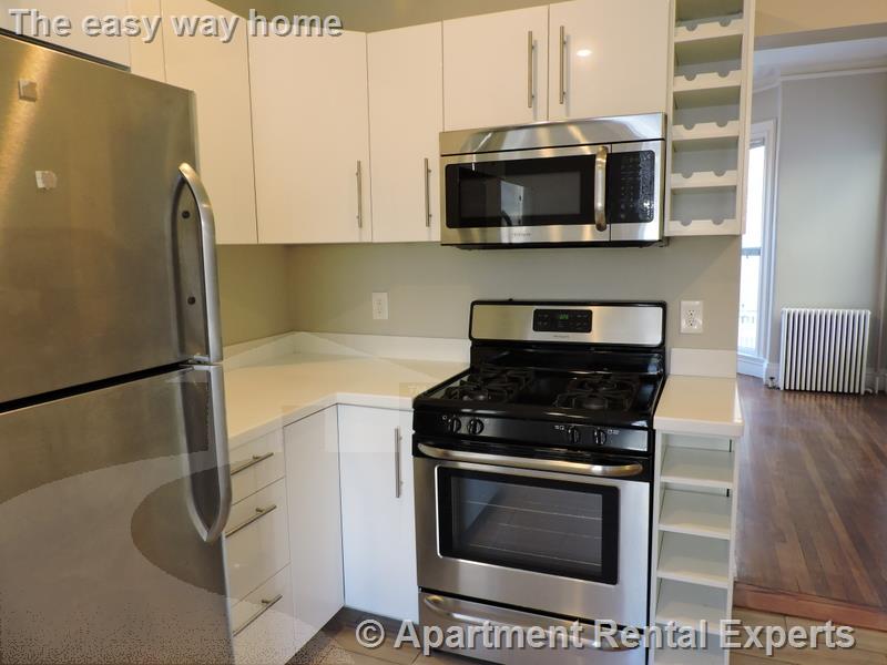 13 Pleasant St, Central Square