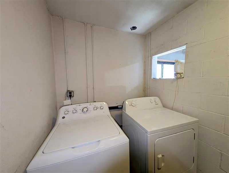 86 Newbury St, Teele Square