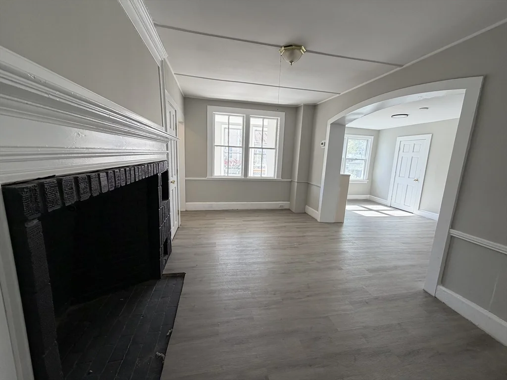 93 Friend St, Amesbury