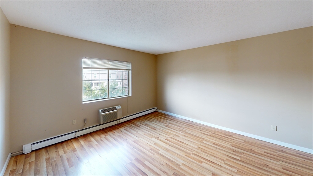 474 Broadway, Magoun Square