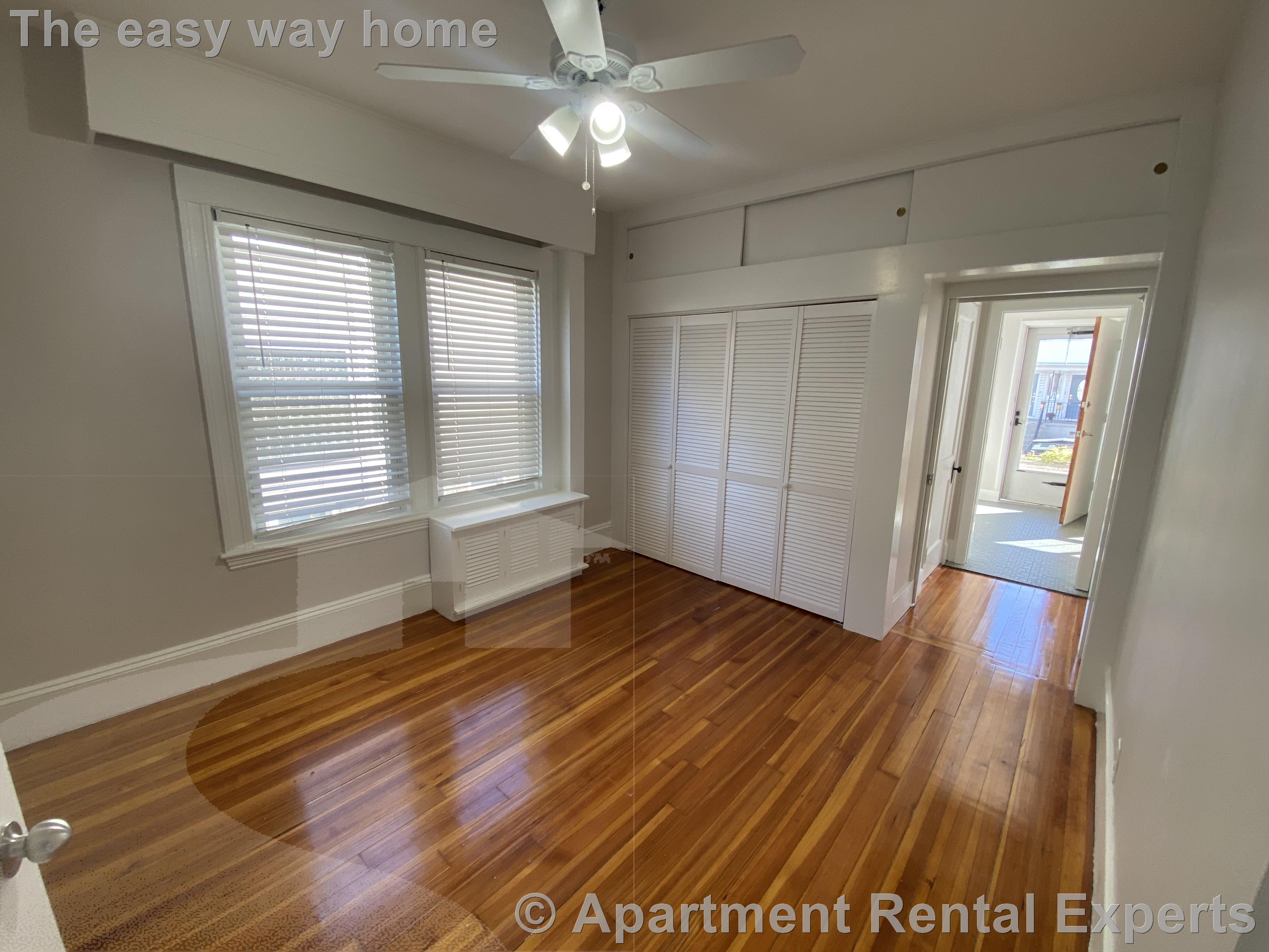 16 Alexander Ave, Medford Square