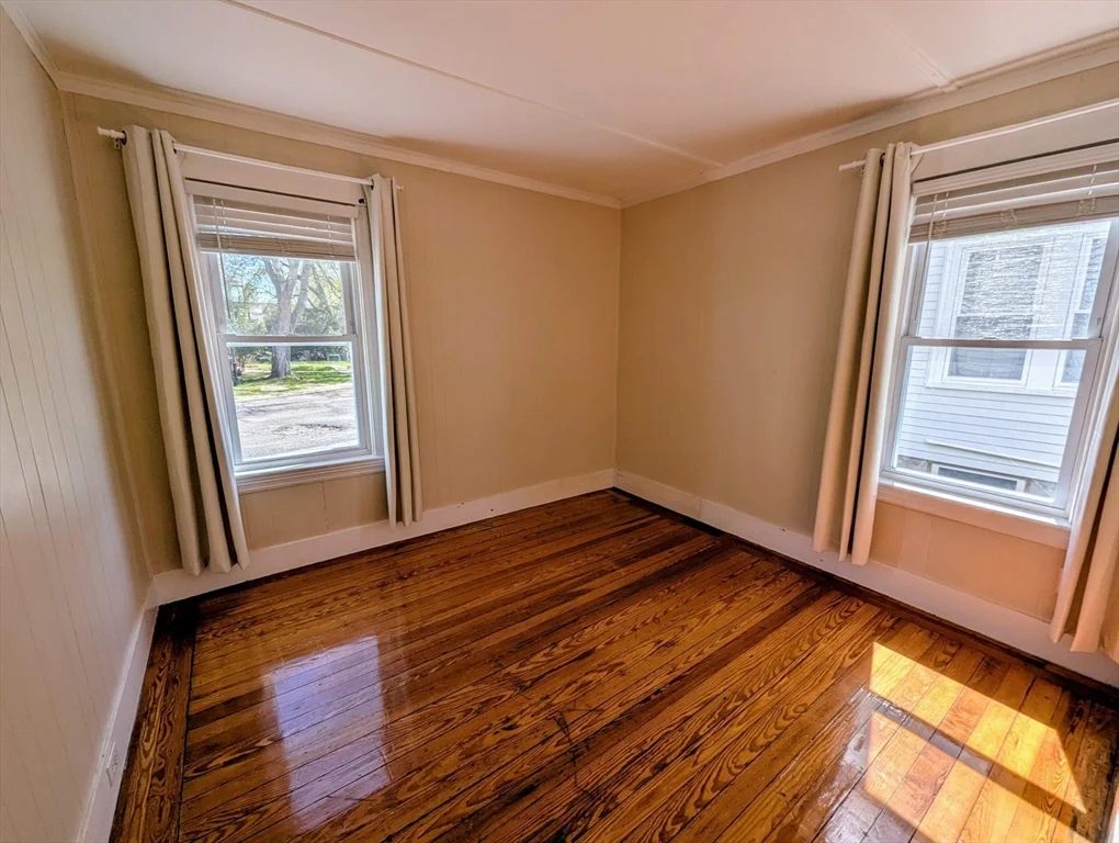 88 Crescent, Franklin