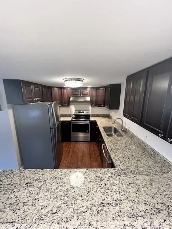 166 Pleasant St, Marblehead