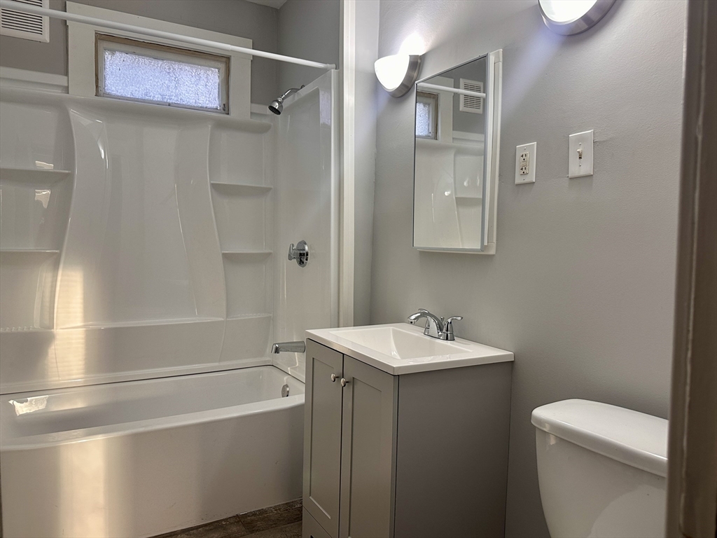 491 Wilbraham Rd, Springfield