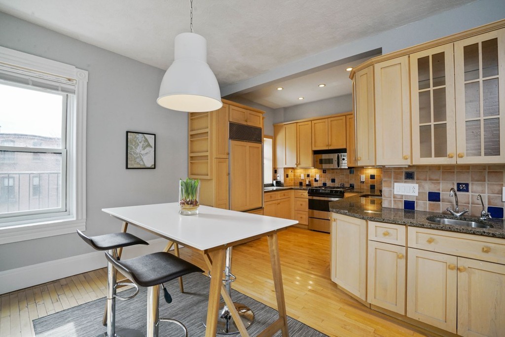 74 W Rutland Sq, South End