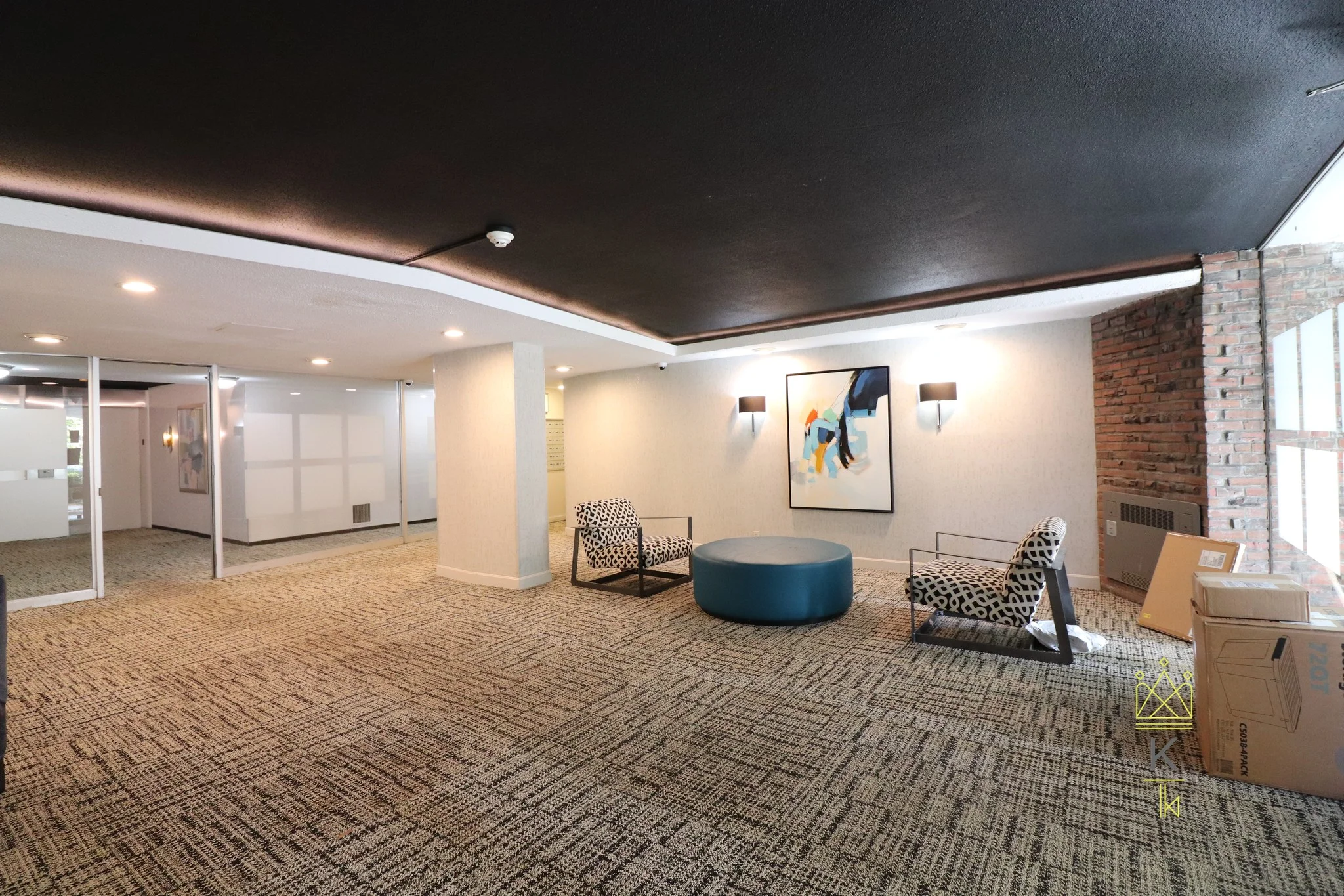 19 Winchester St, North Brookline