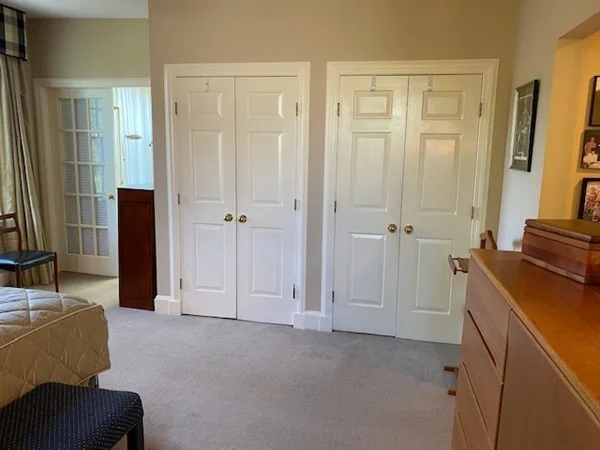 30 Dean Rd, Brookline Hills