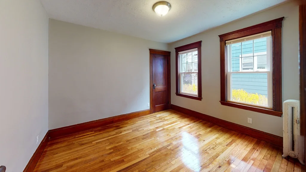 65-67 Sterling St, Davis Square