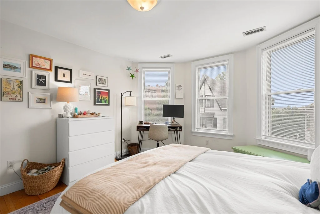87 M St, South Boston