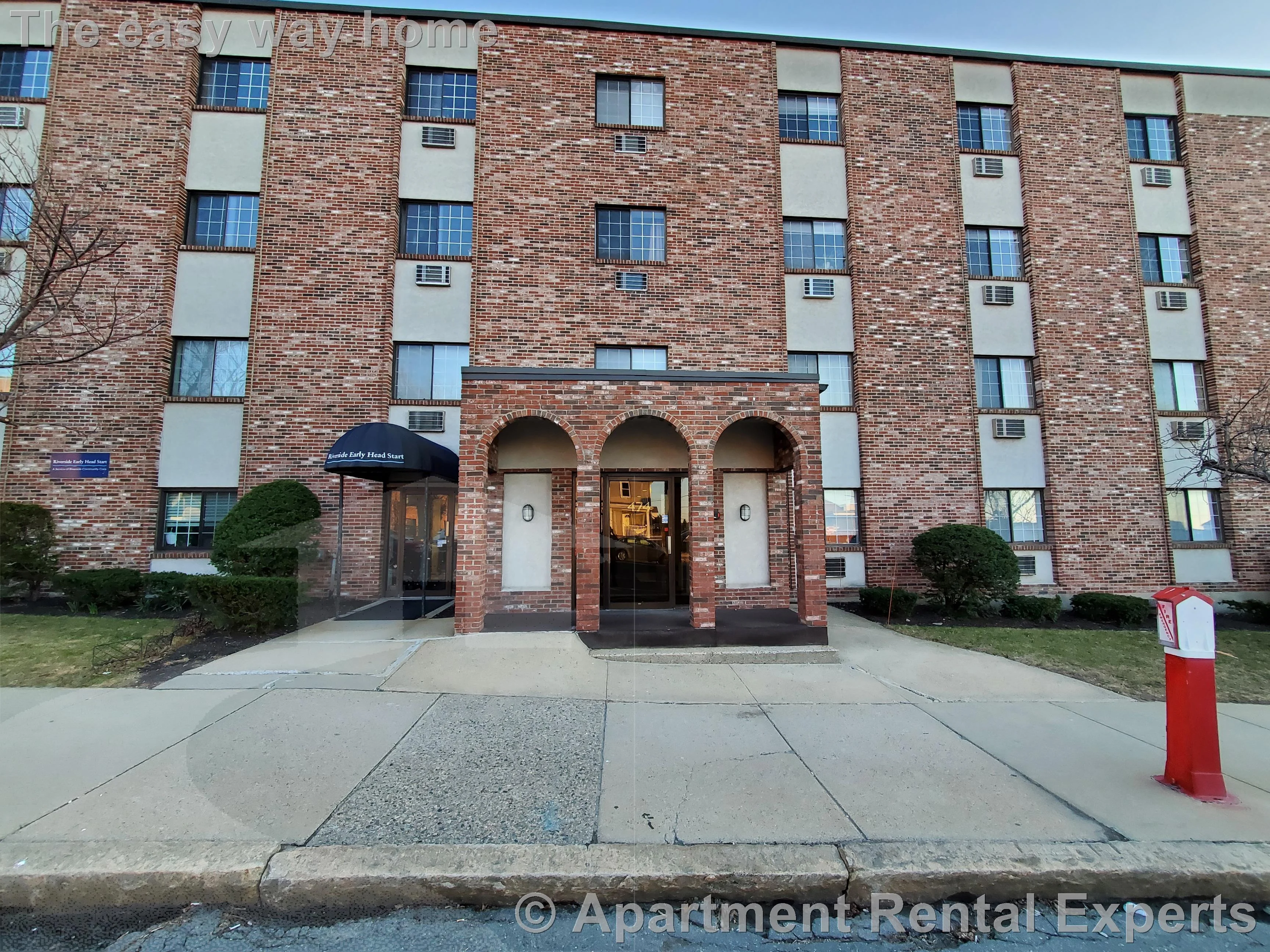 474 Broadway, Magoun Square