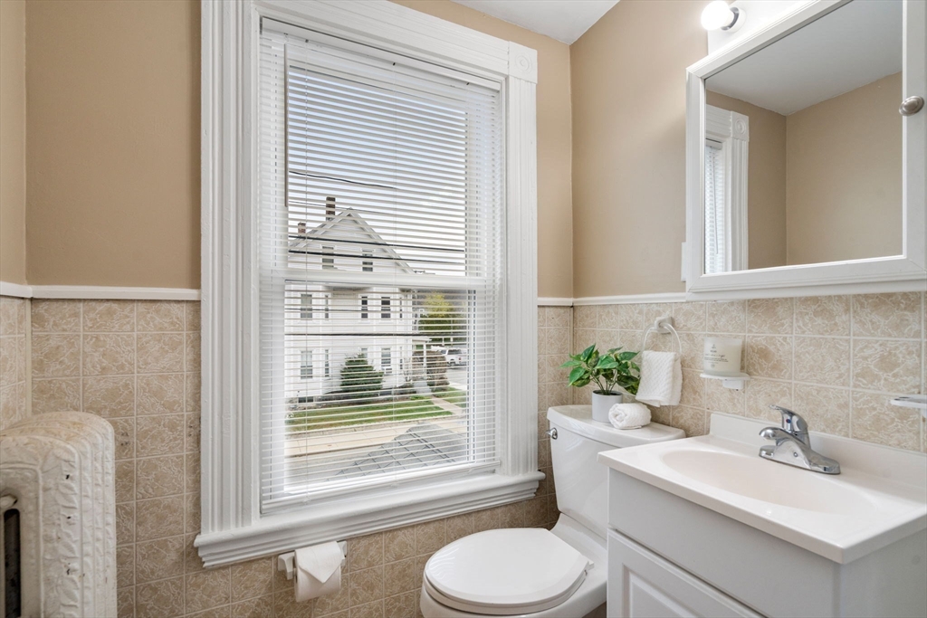 234 River St, Waltham