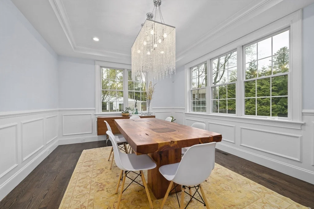 11 Woodhaven Rd, Waban