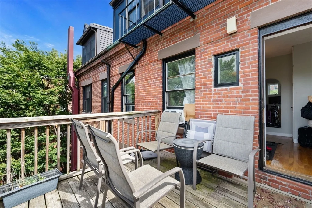 277 Shawmut Ave, South End