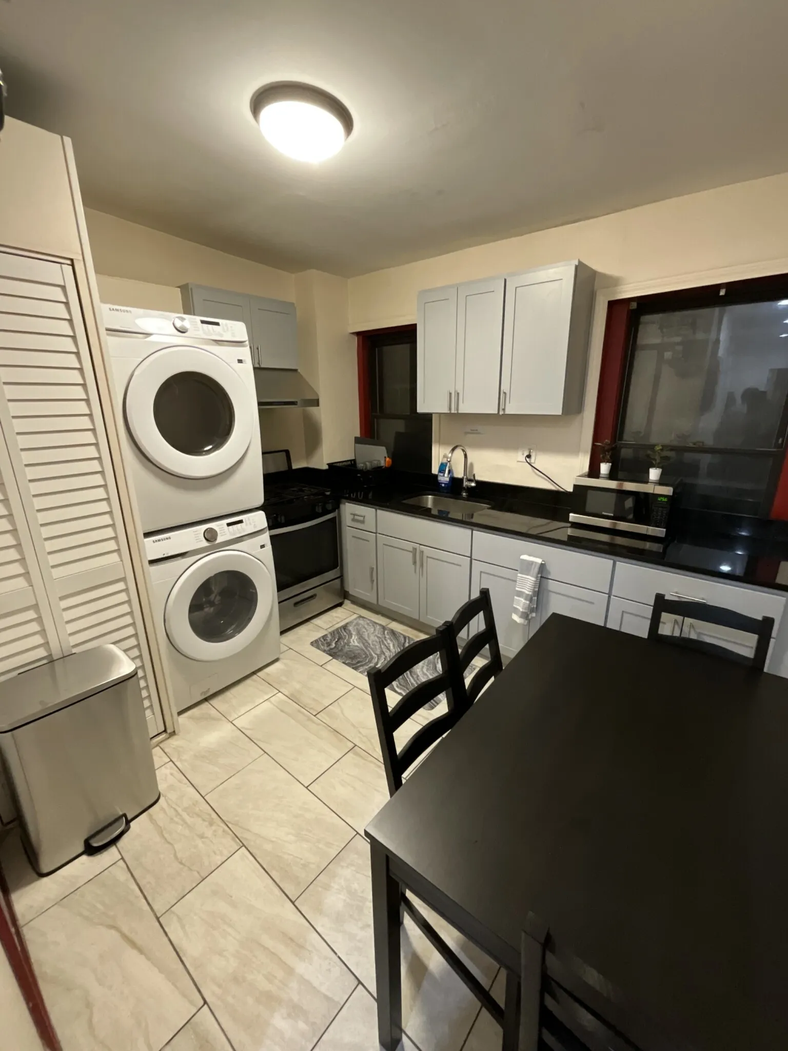 871 Harrison Ave, Roxbury