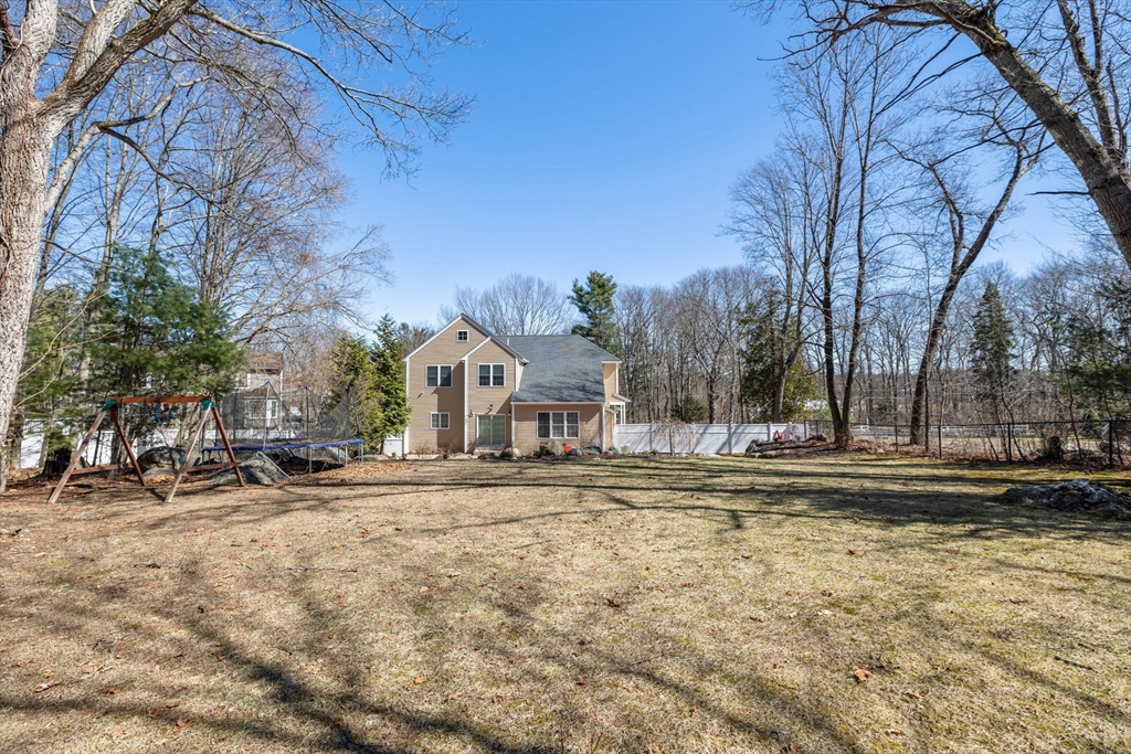 60 Shufelt Rd, South Walpole