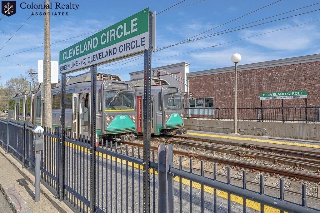 1850 Commonwealth Ave, Brighton