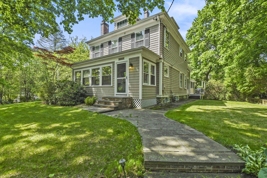 209 Curve St, Millis