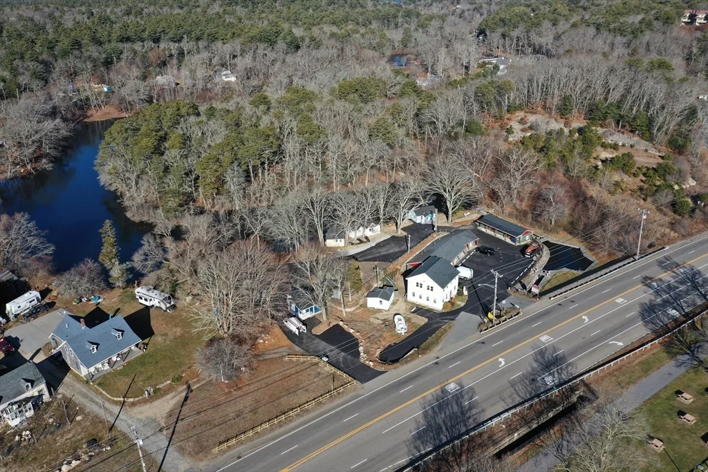 825 Scenic Hwy, Bourne