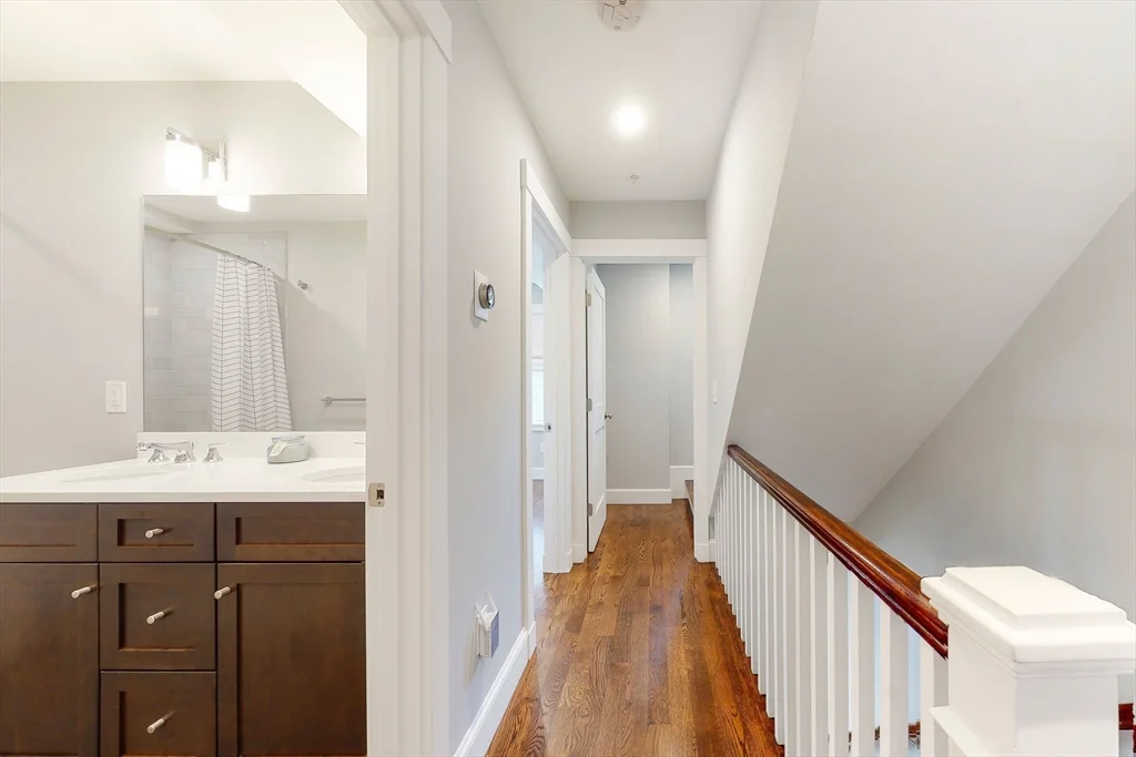 5 Atwood Sq, Jamaica Plain