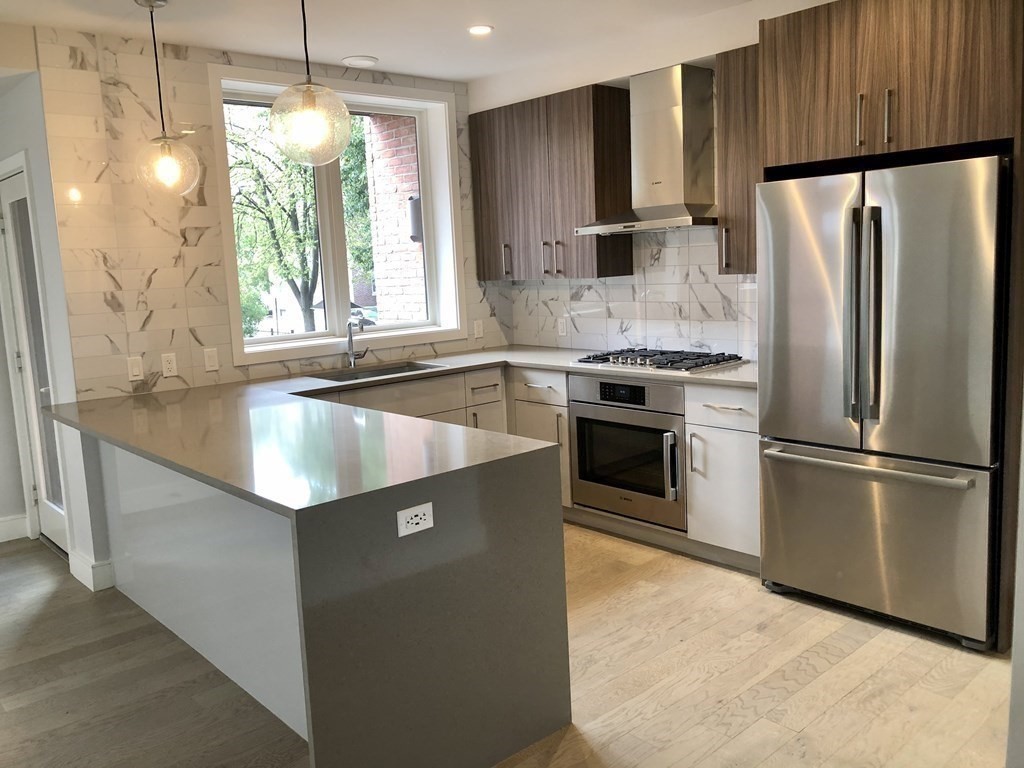 50 Symphony, South End