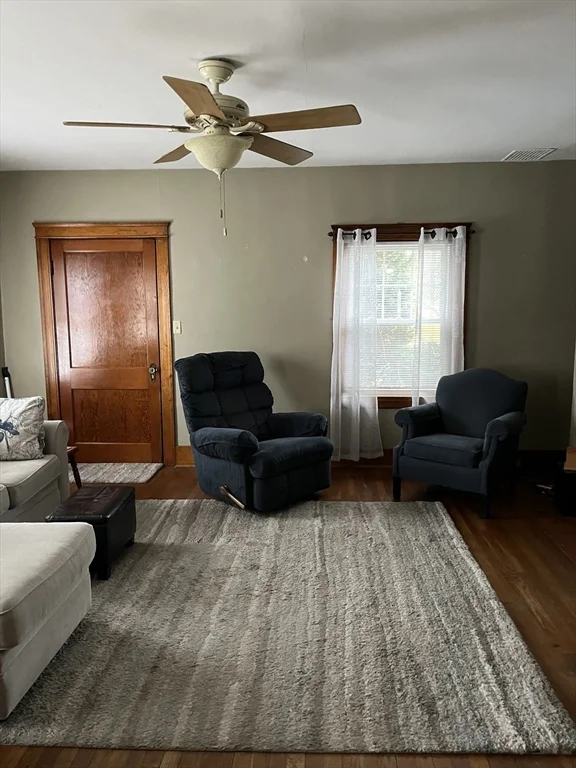 144 Linwood St, Uxbridge