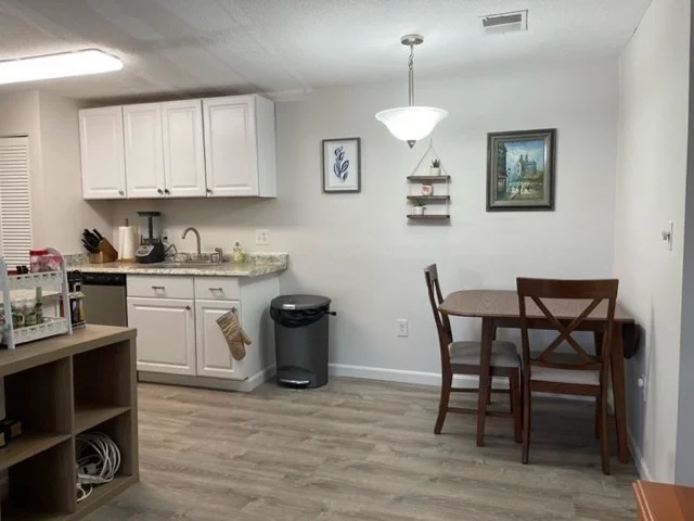 10 Walden Dr, Natick