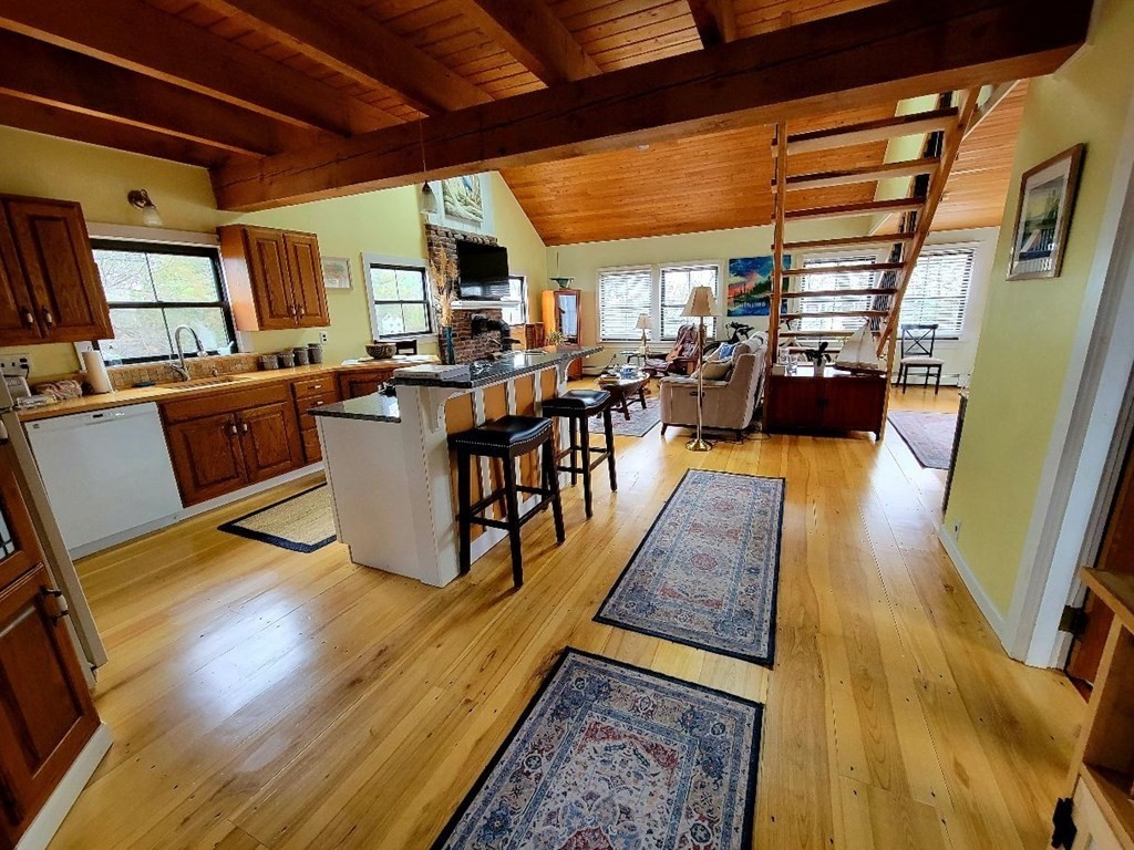 13 Plum Island Tpk, Plum Island