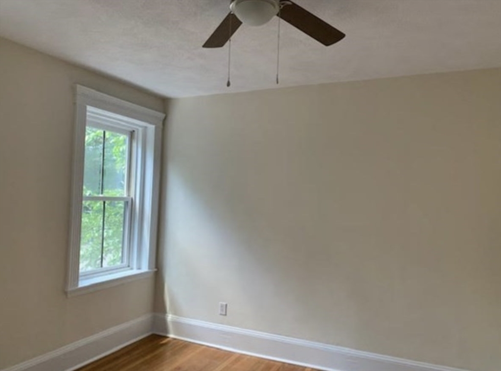 38 Kilsyth, Brookline