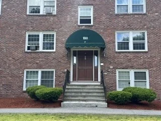 180 Tyngsboro Rd, Chelmsford