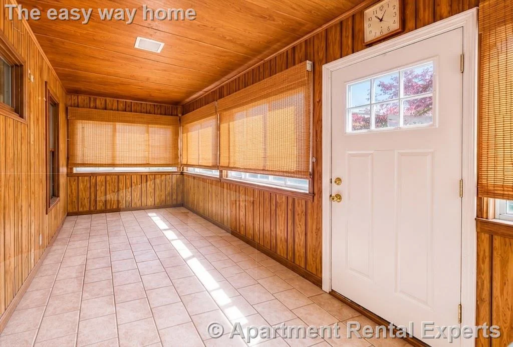 60 Windsor Rd, Tufts
