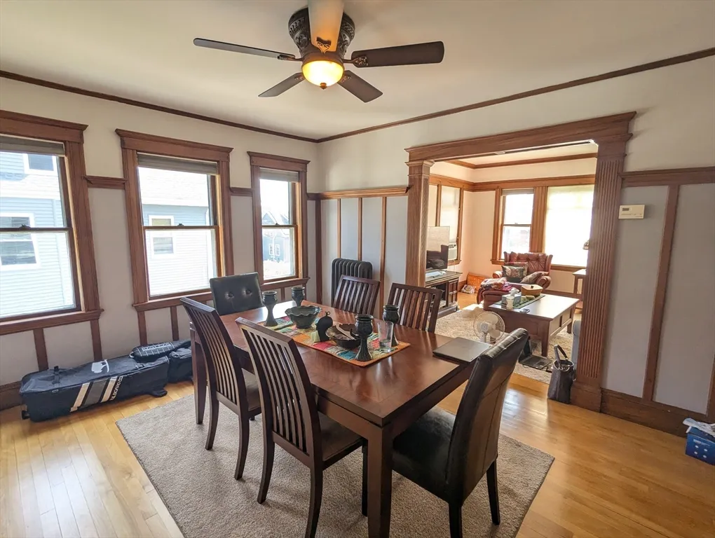 17 Commonwealth Rd, Watertown