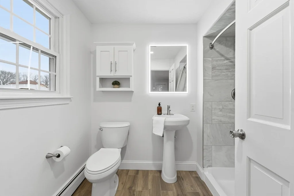 38 Juniper Ln, Holden