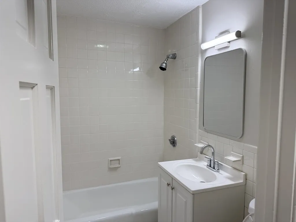 287 Harvard St, Mid-Cambridge