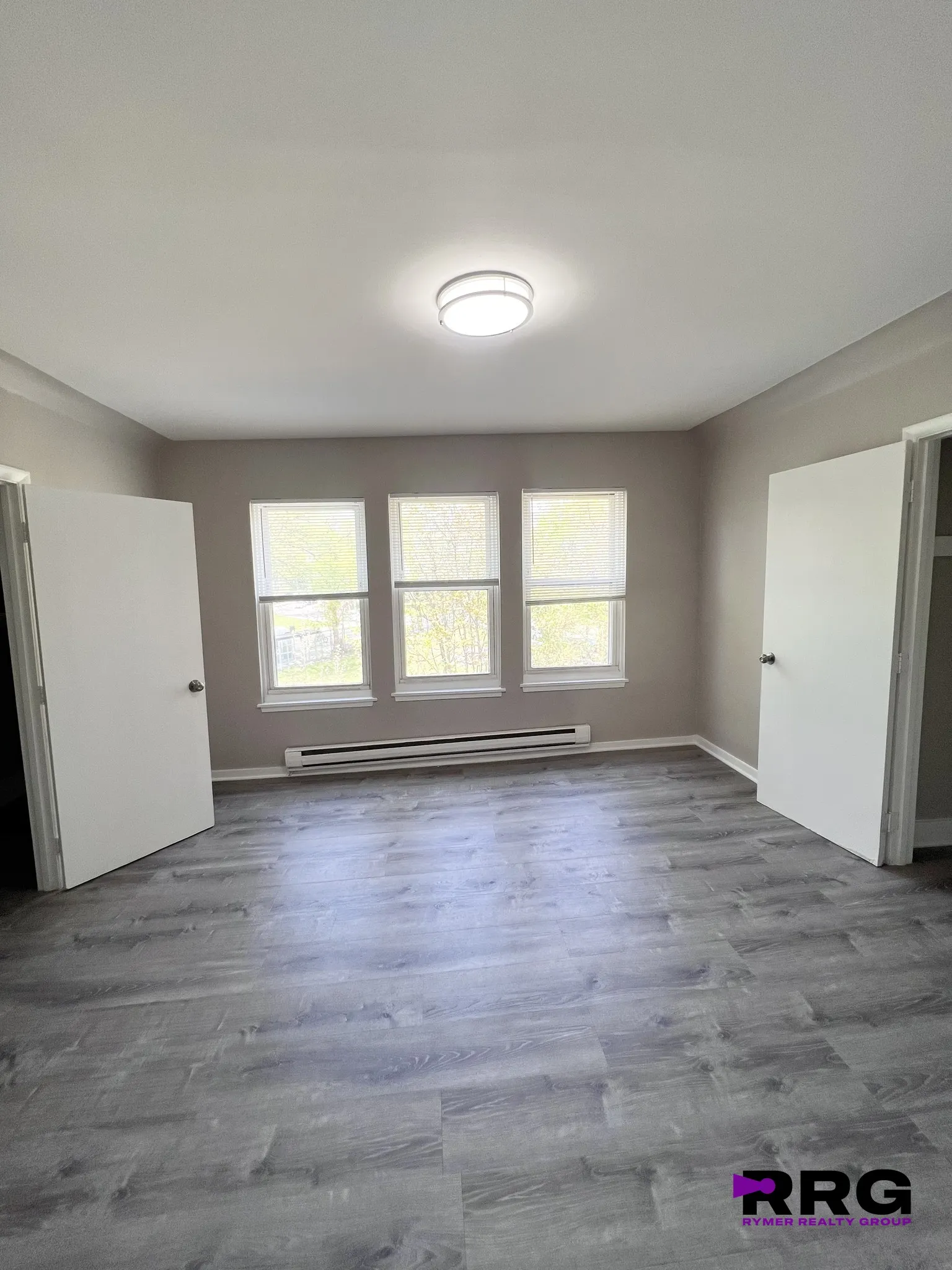 3 Sunderland St, Roxbury