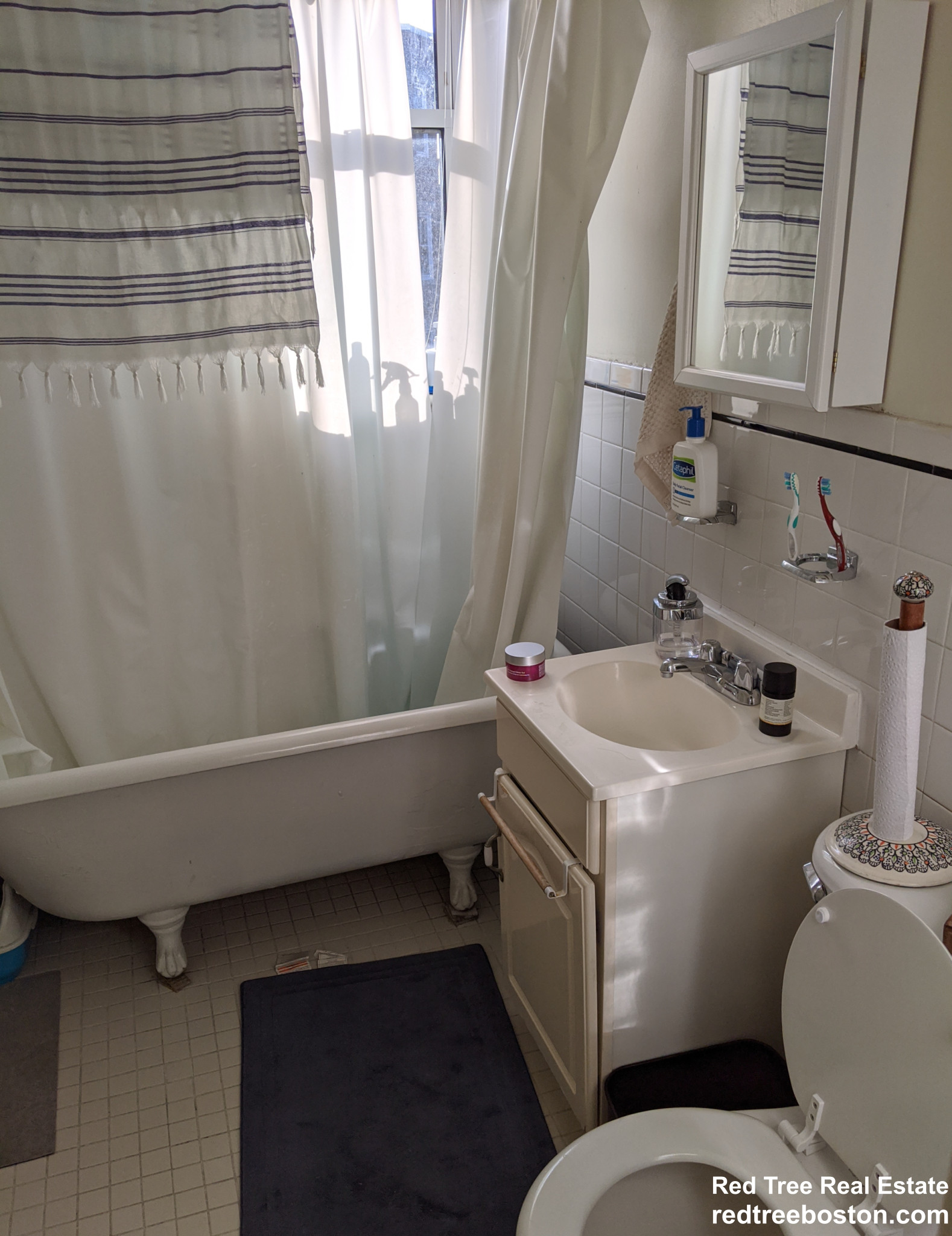 98 Queensberry St, Fenway