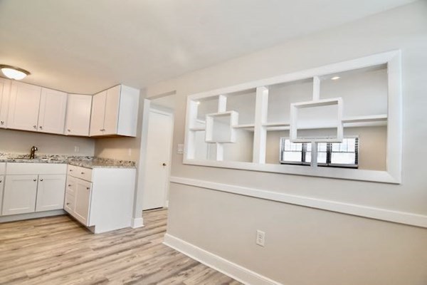 90 E Squantum, North Quincy