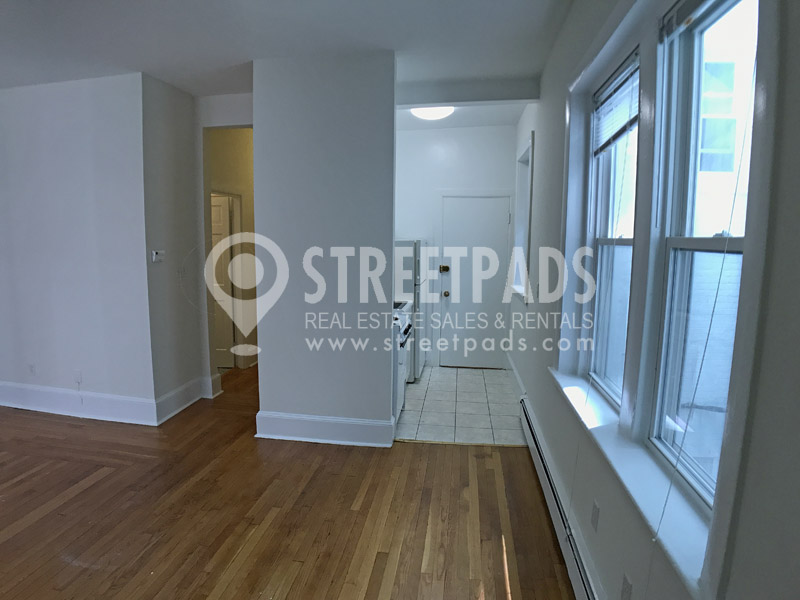 1539 Beacon St, Griggs Park