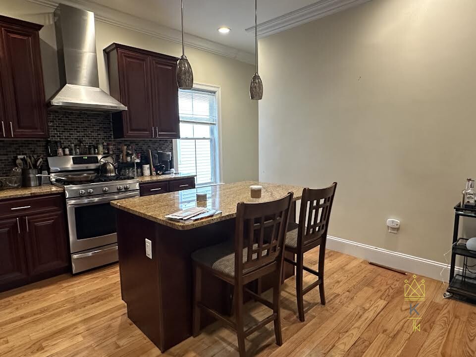 926 Dorchester Ave, Dorchester