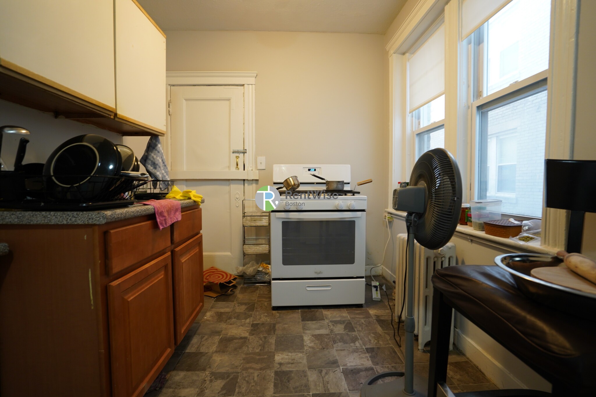 47 Linden St, Allston