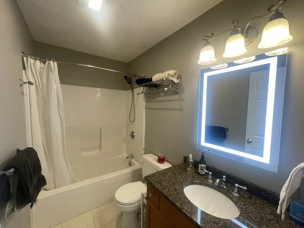 138 Horace St, East Boston