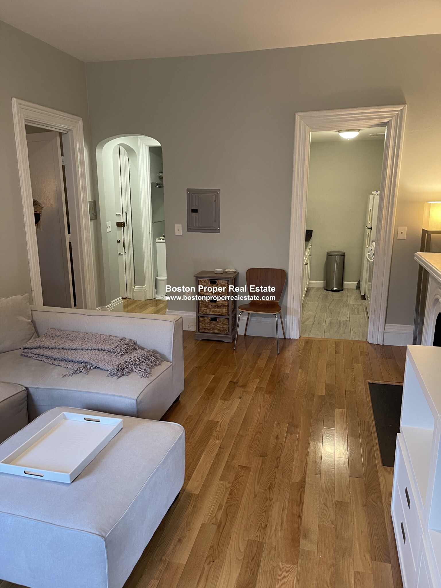 133 Newbury St, Back Bay