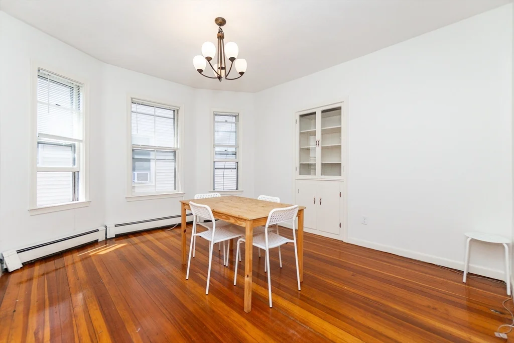 474 Windsor St, Wellington-Harrington