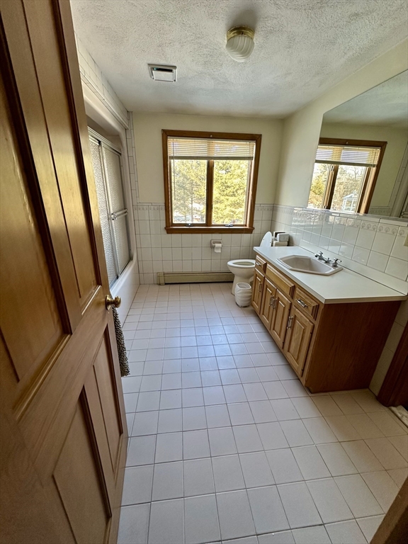 42 Pine Acres Rd, Foxboro