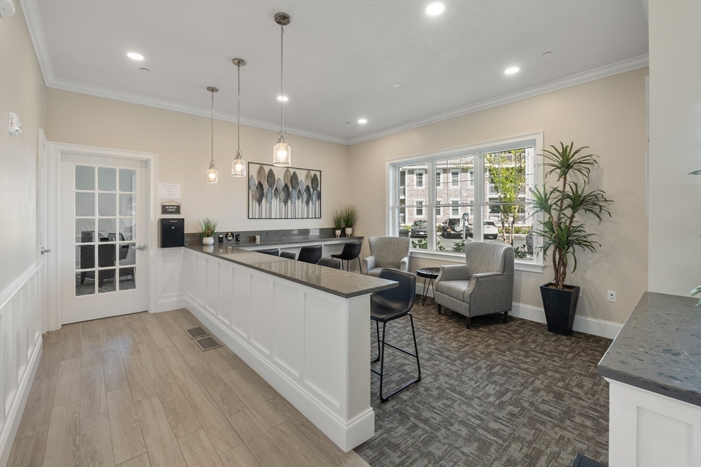 320 Middlesex Ave, Medford