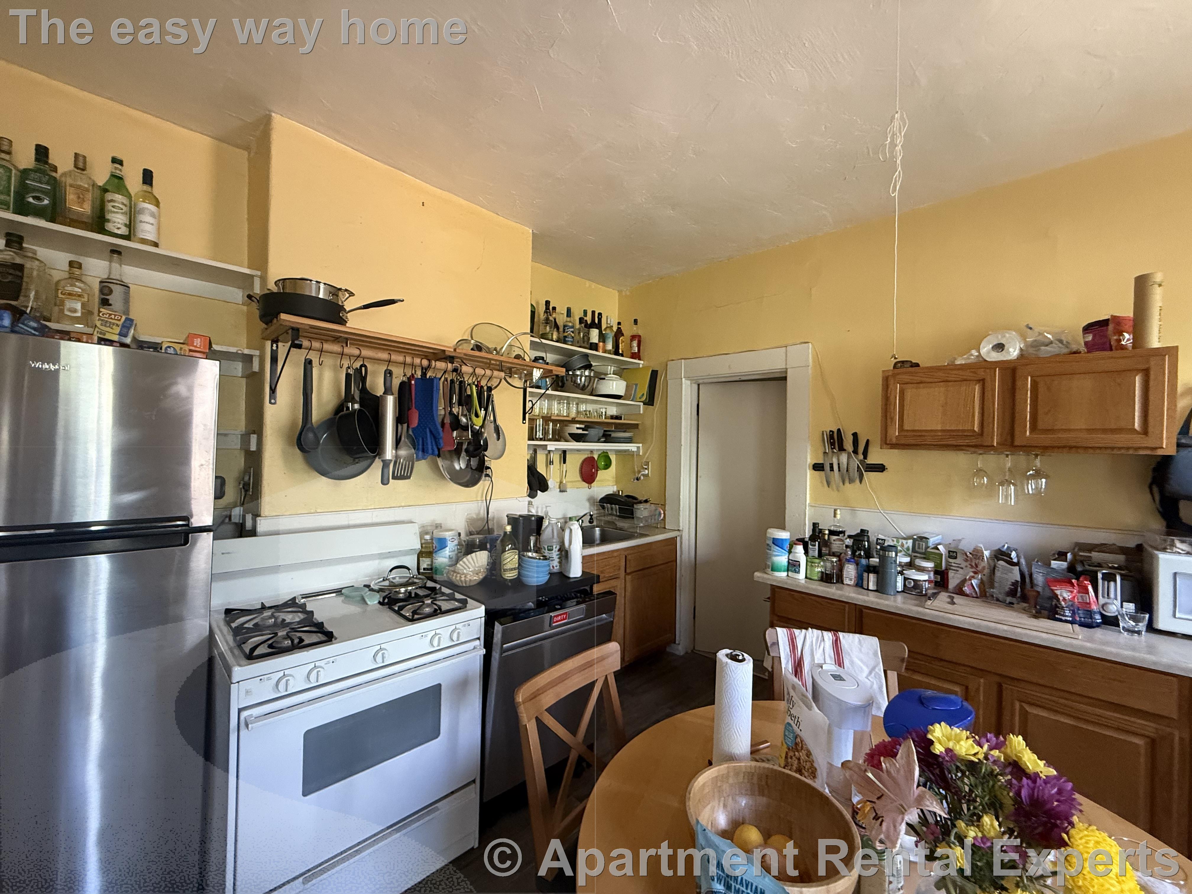 12 Tufts St, Cambridgeport