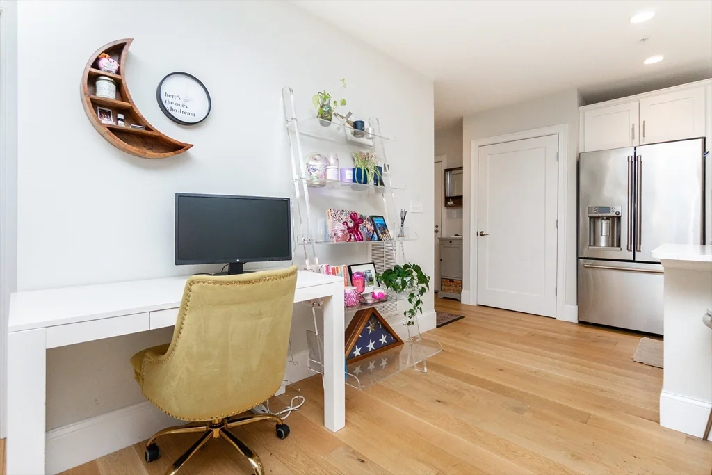 545 E 3rd St, South Boston